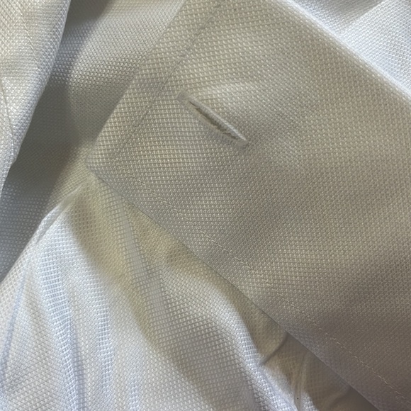 (387)NWOT Mens long sleeve dress shirt by Jos A Bank. Size 16 1/2-34. White - Picture 10 of 10
